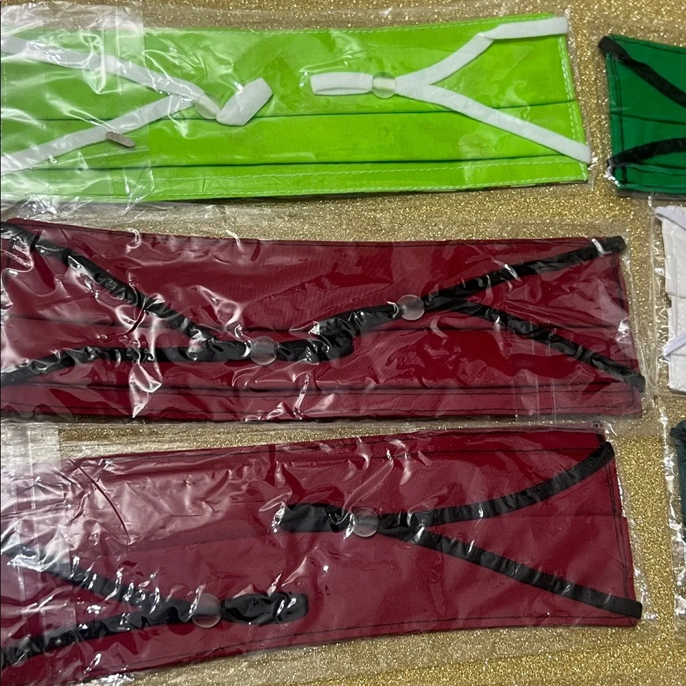 New Festive Patterned Face Masks Set of 7 - Picture 4 of 6